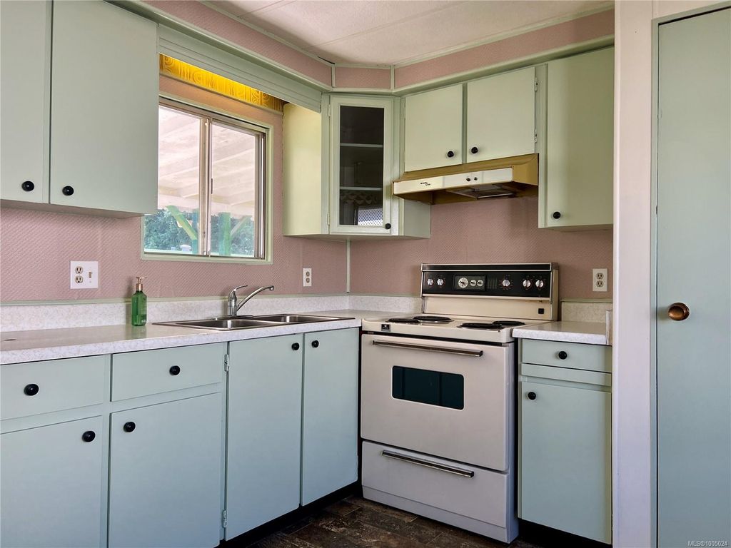 listing image 16045198003073361123