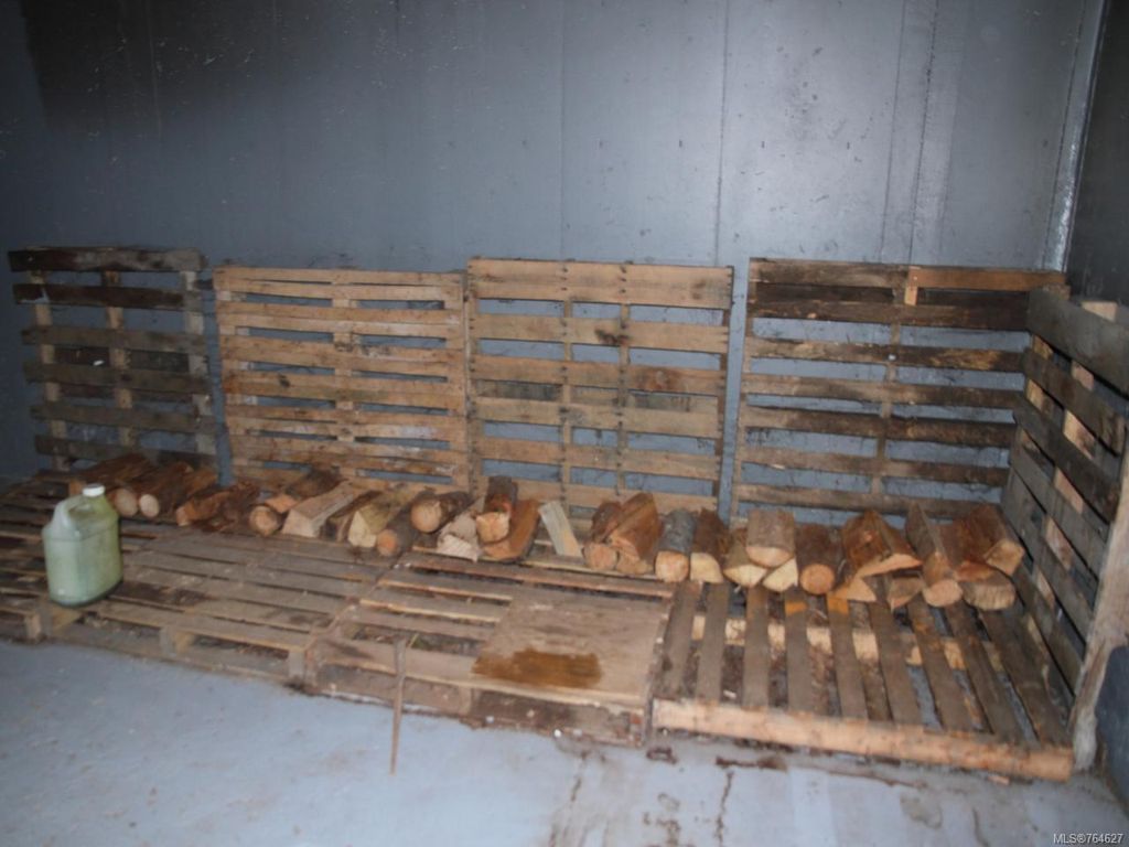 listing image 16044687711756954518