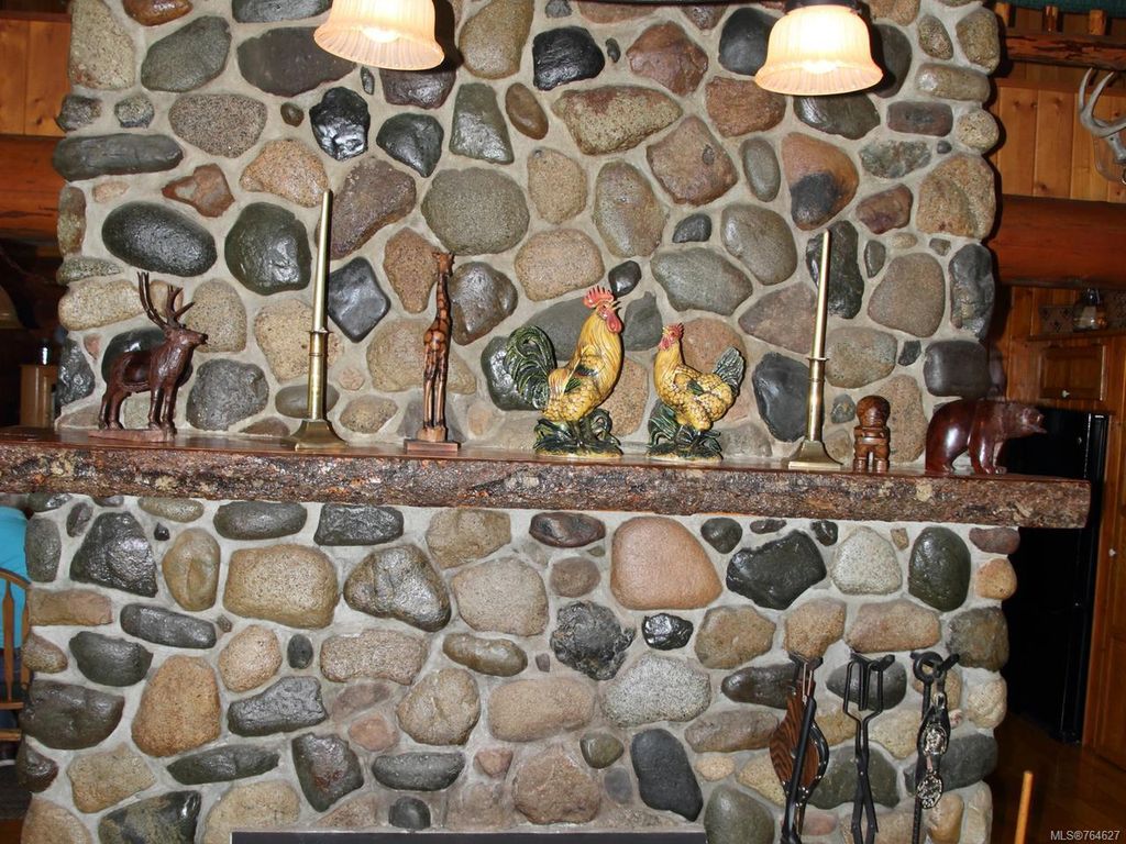 listing image 16045072711163704432