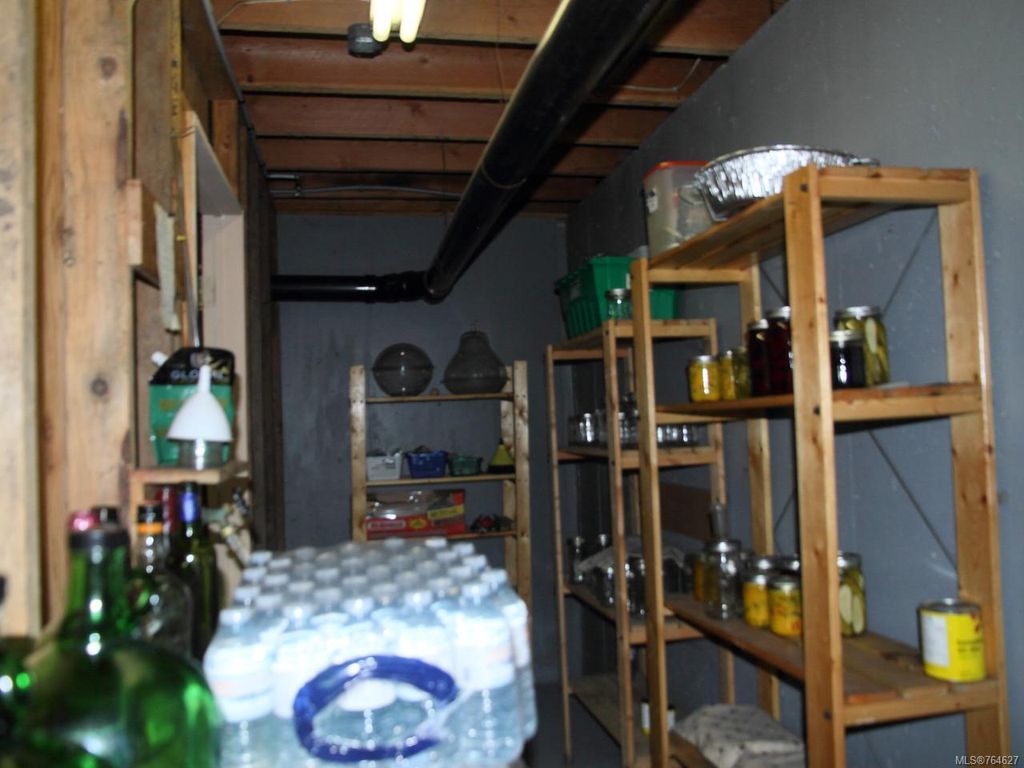 listing image 16046734797624693183