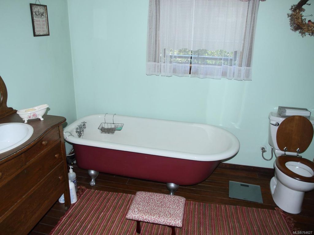 listing image 16044102794327082627