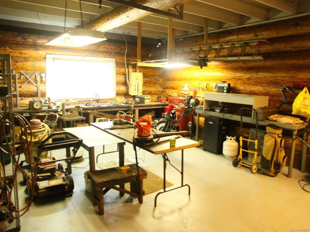 listing image 16049519658239767322