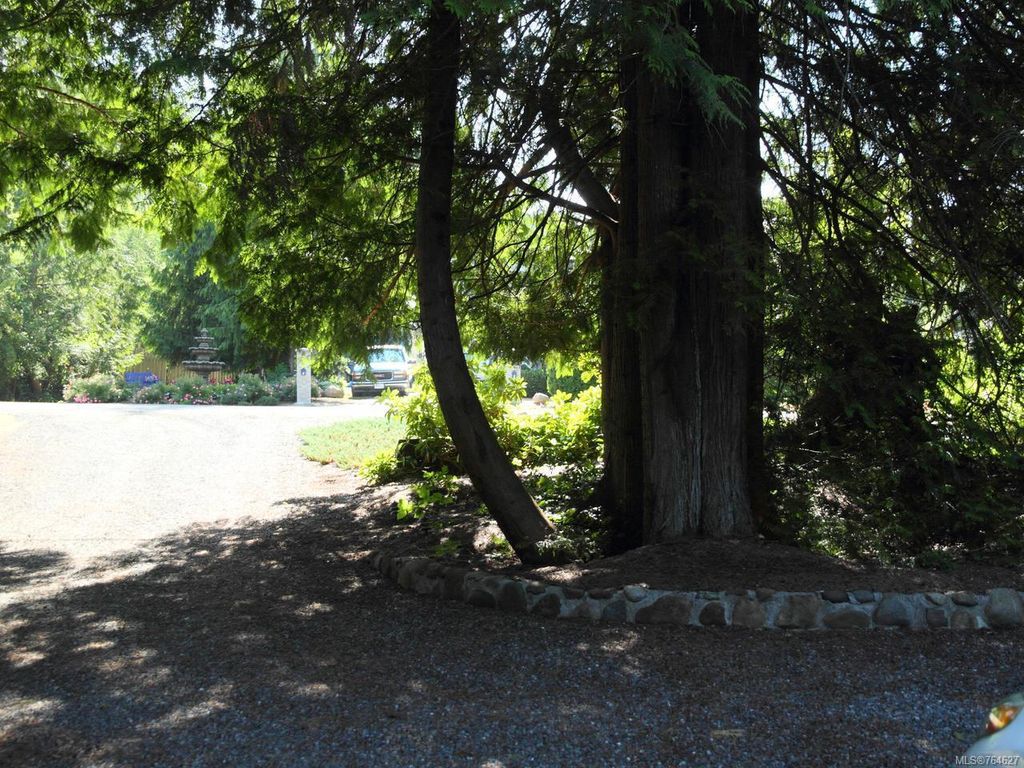 listing image 16048203160490634555