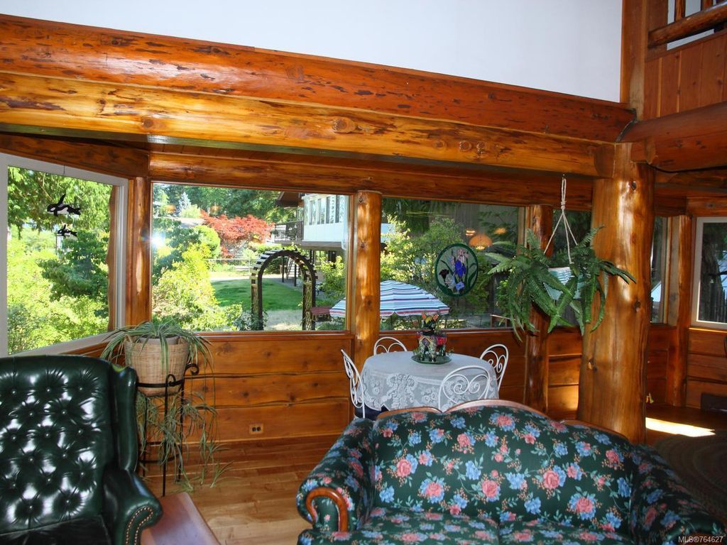 listing image 16046678660659345503