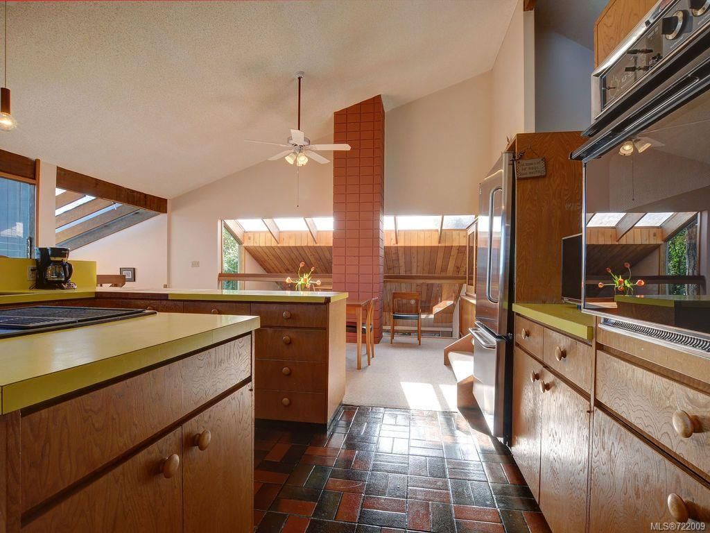 listing image 16041639760564632154
