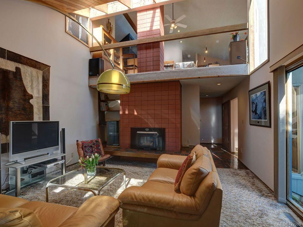 listing image 16047602391832315210