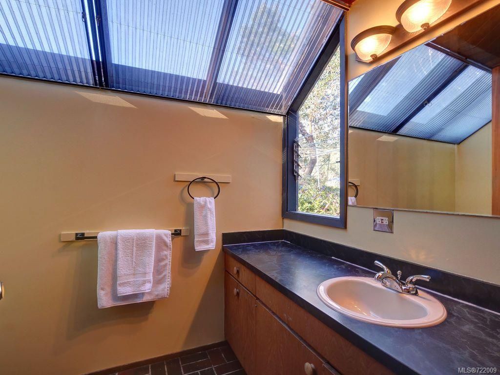 listing image 16045256244660841147