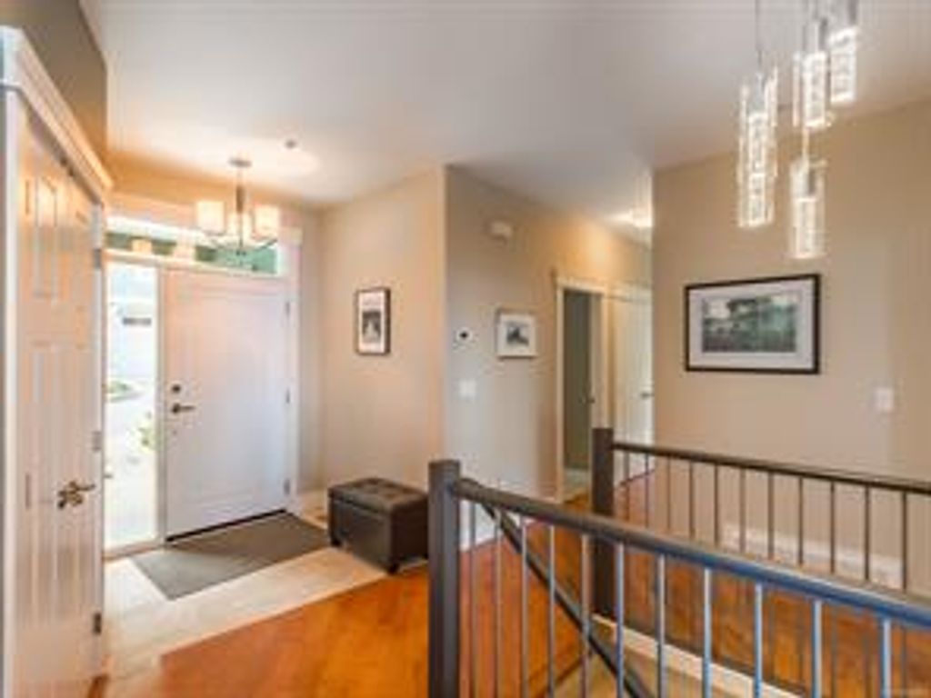 listing image 16041201113463