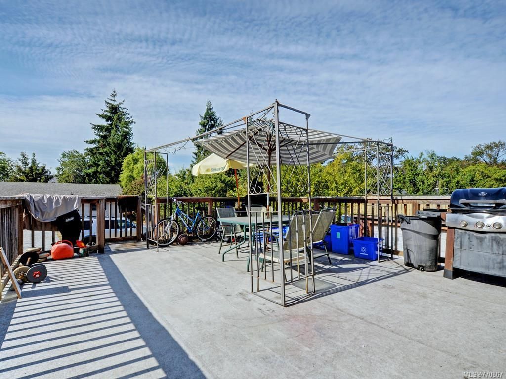 listing image 16049943301603963209
