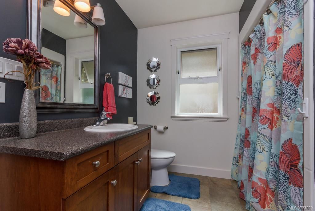 listing image 16041338356816222893