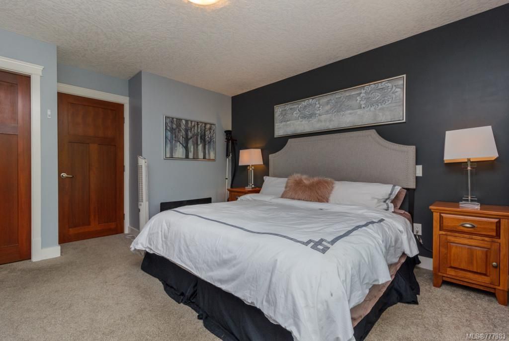 listing image 16044556494005465386
