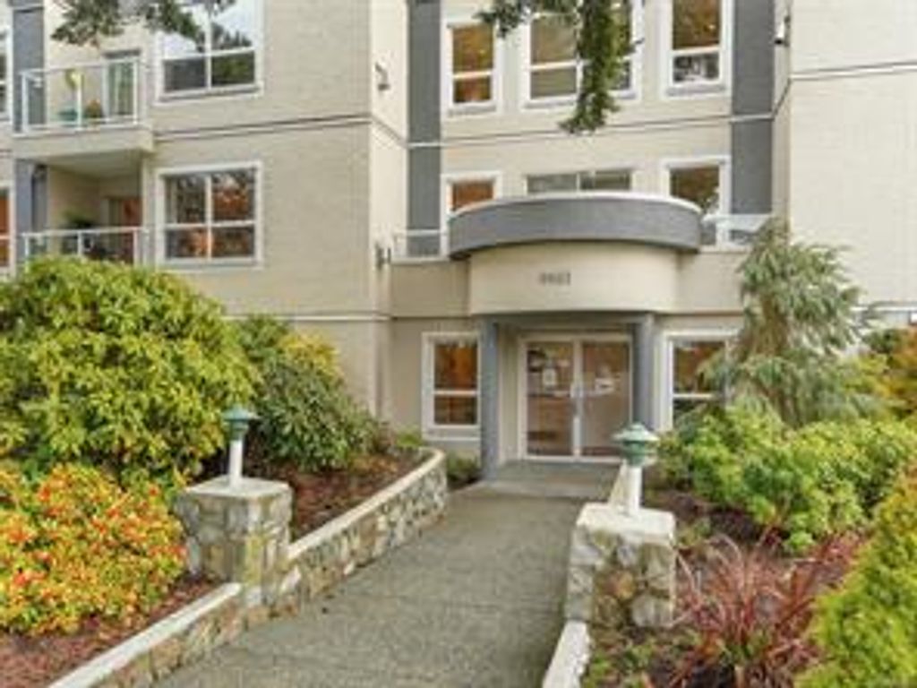 listing image 16049726838964282955