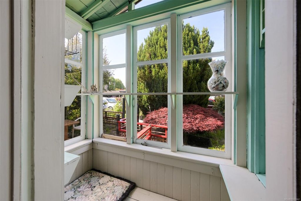 listing image 16042003526926956237