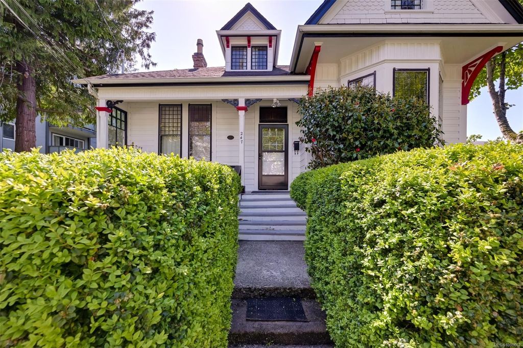 listing image 16048399438127278041