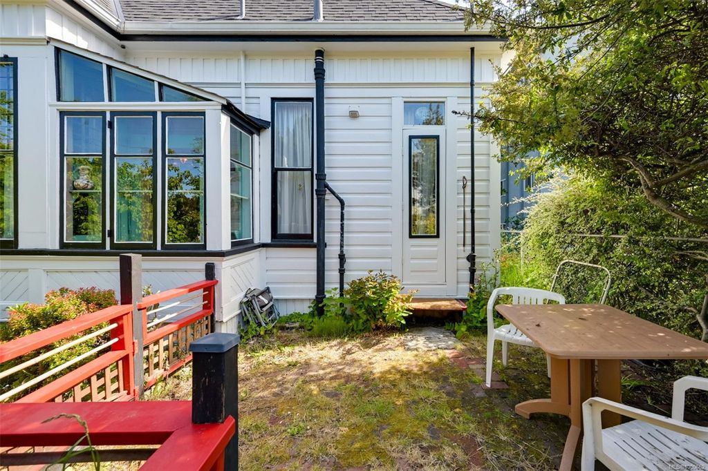 listing image 16043655170049171403