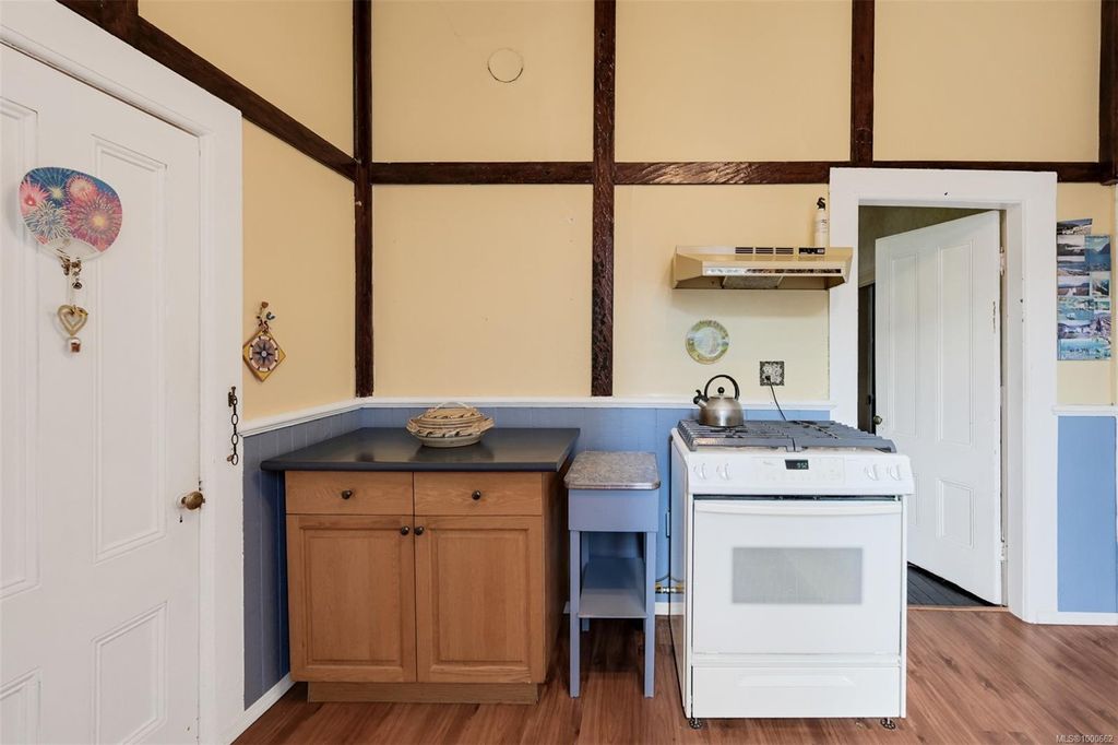 listing image 16040785002079516023