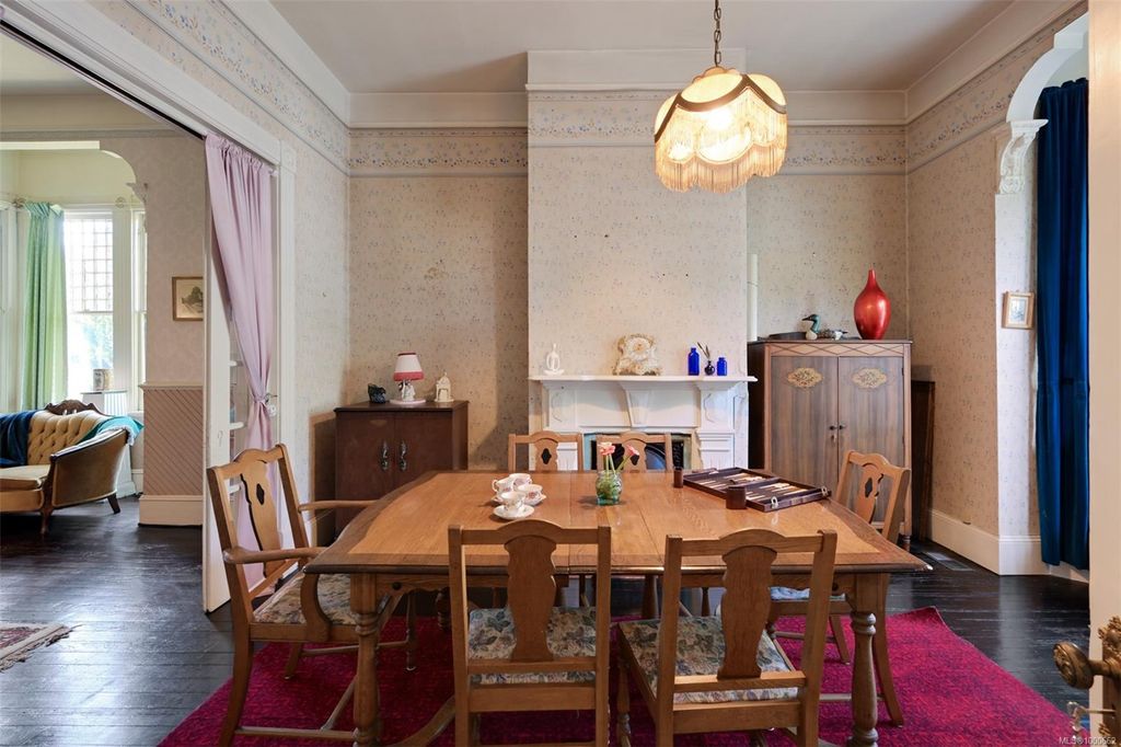 listing image 16040105829106562031