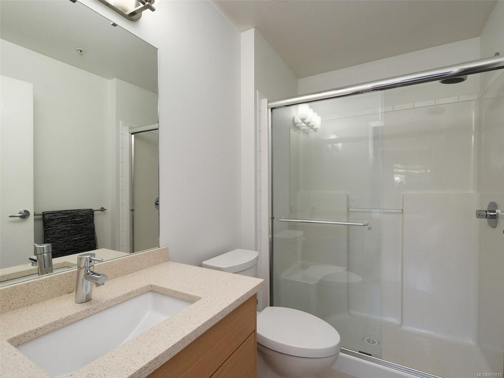 listing image 16040559659228106529