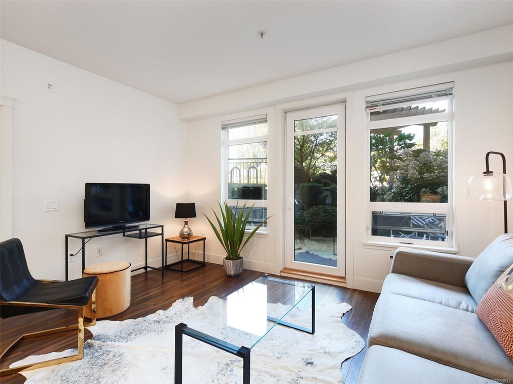 listing image 16041196515683261400