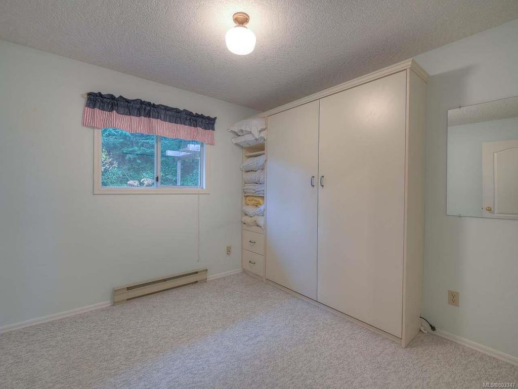 listing image 16043372745958041162