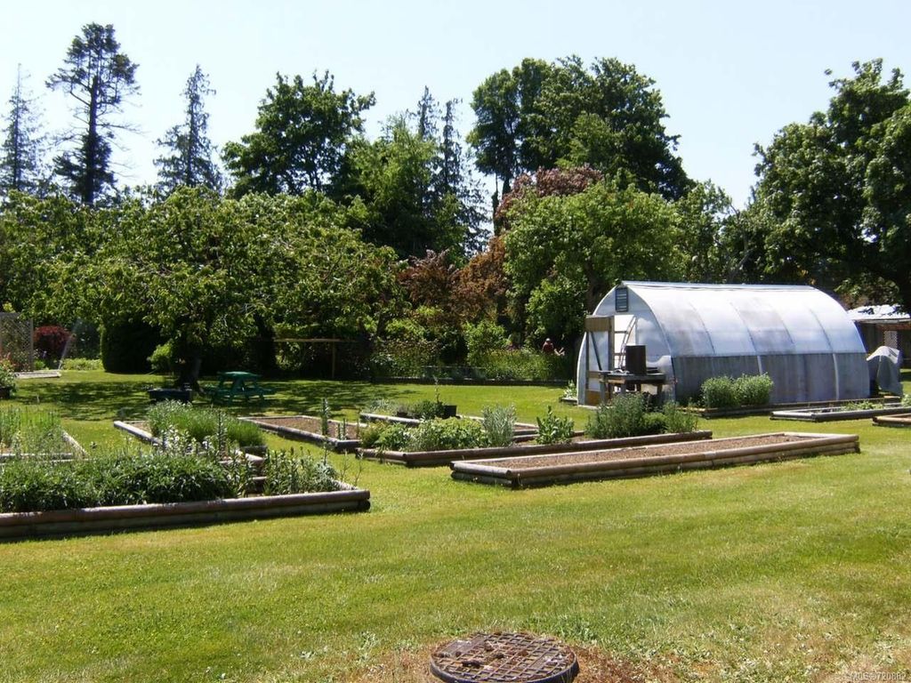 listing image 16040908589656059322