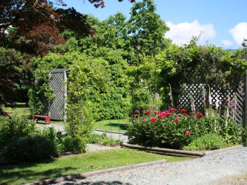 listing image 16049868657292720839