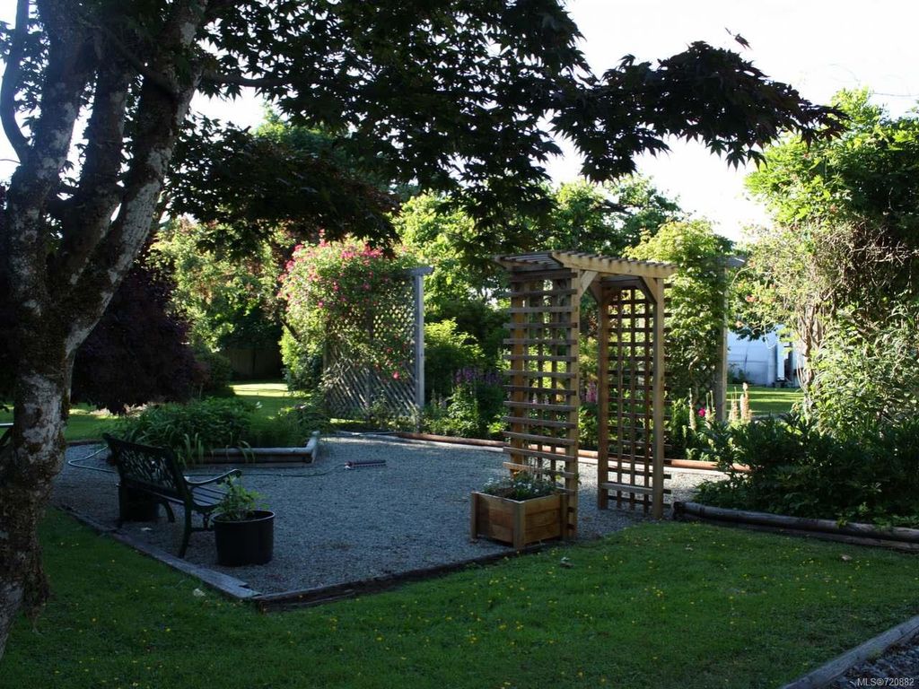 listing image 16048381284376155949