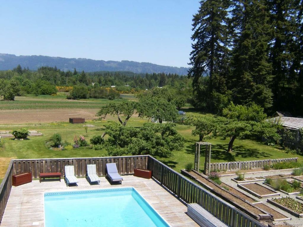 listing image 16049330892593836723