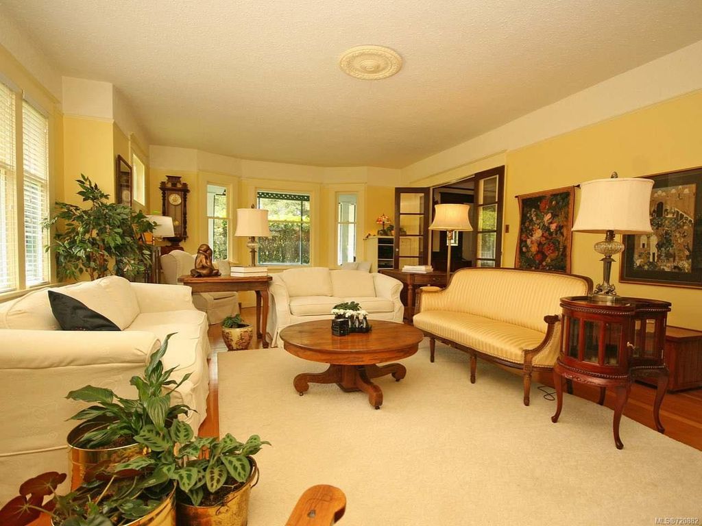 listing image 16049414211163414818