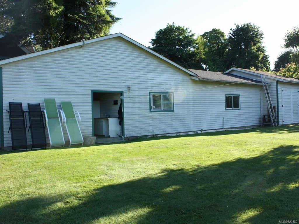 listing image 16043246059909670399