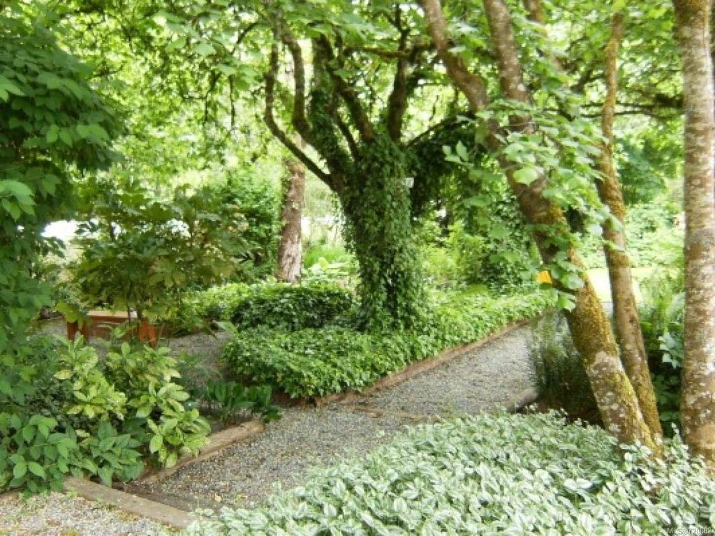 listing image 16048912920149327654