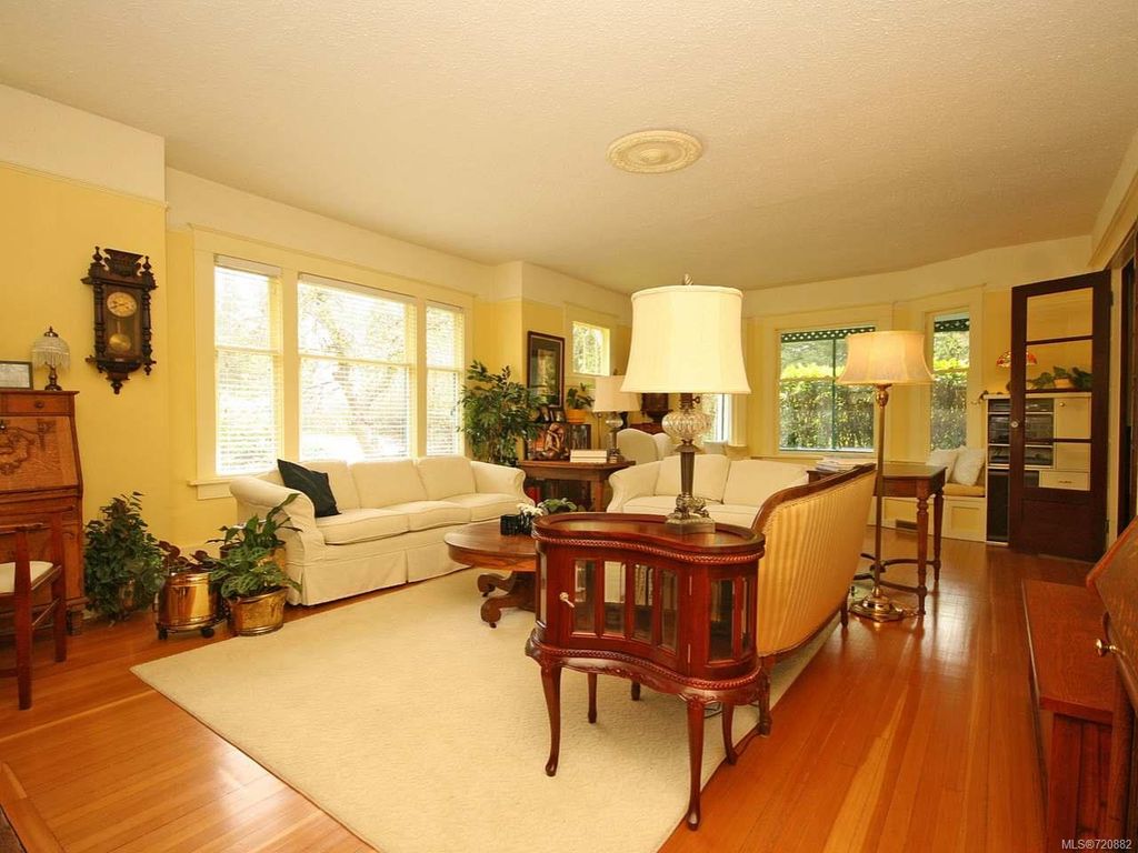 listing image 16040704059070263560