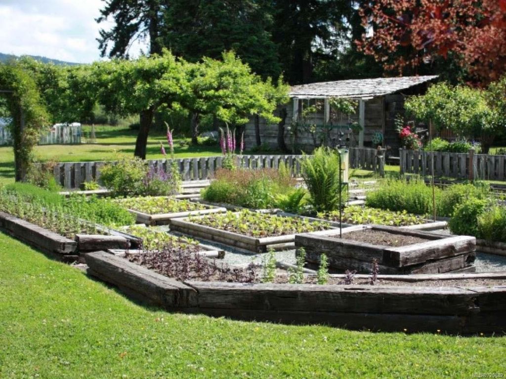 listing image 16045690331474603653