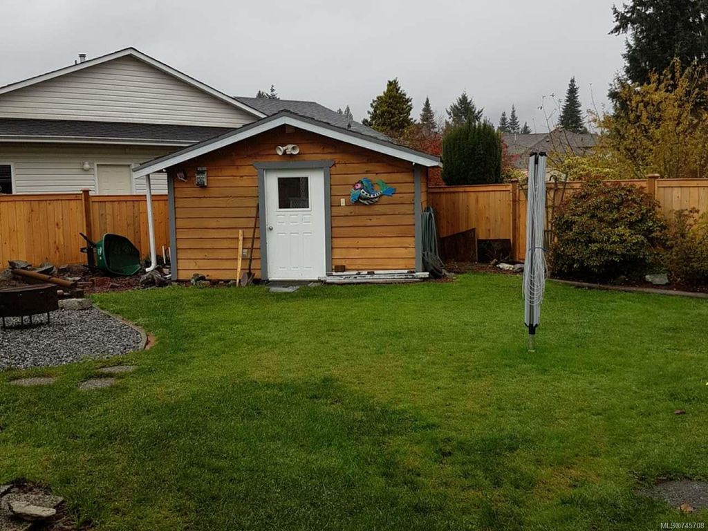 listing image 16048196097834039798
