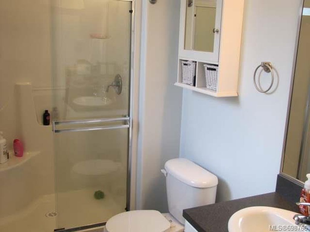 listing image 16045684766020800057