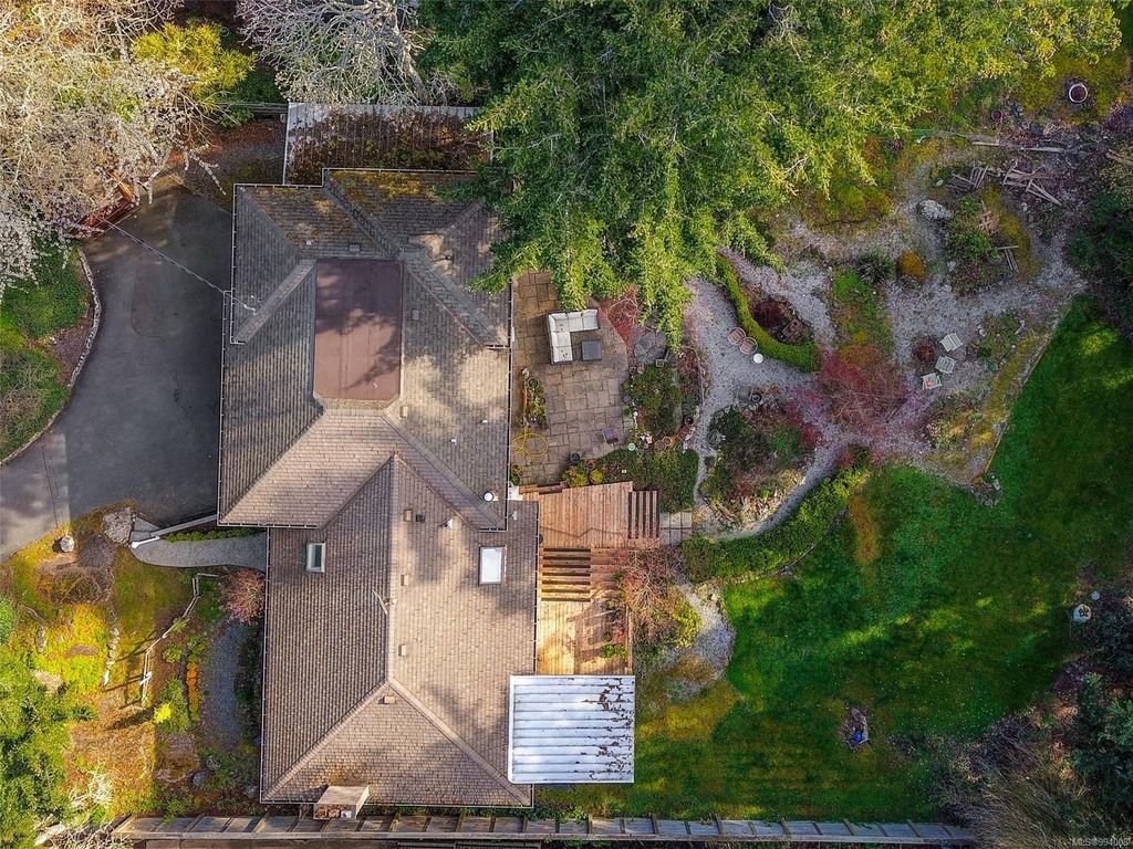 listing image 16040338335410806364