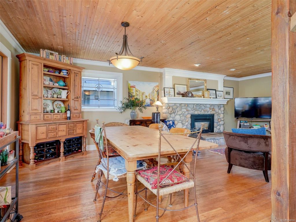 listing image 16041113109377794058