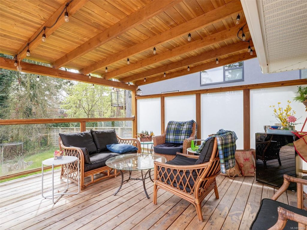 listing image 16046157130138110242
