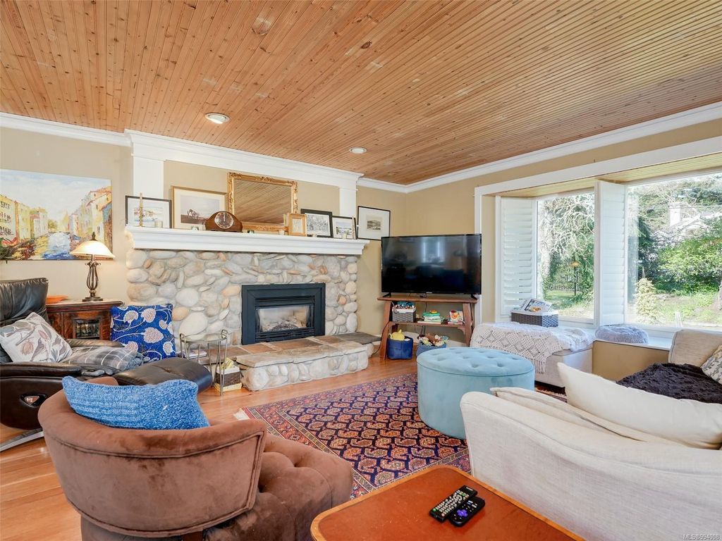 listing image 16046205014011082016