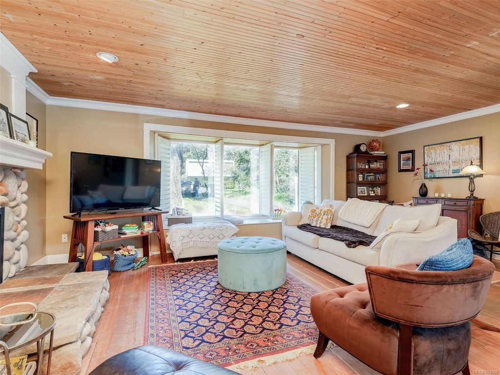 listing image 16042967138710834167