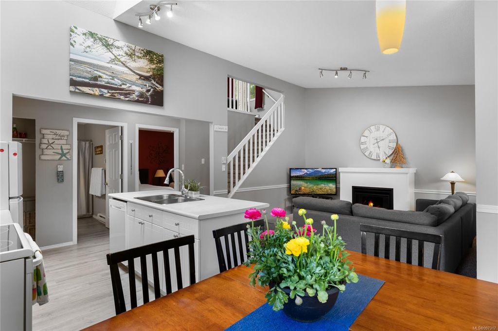 listing image 16045559918005124710