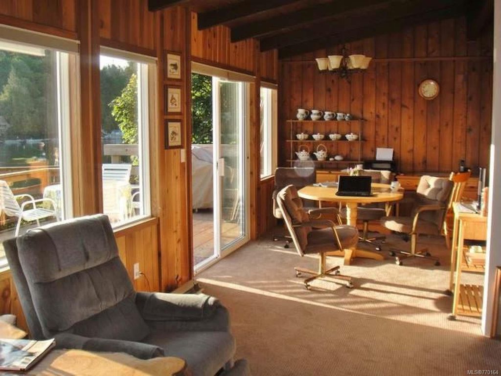 listing image 16041408192778