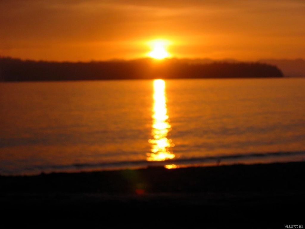 listing image 16041648996487