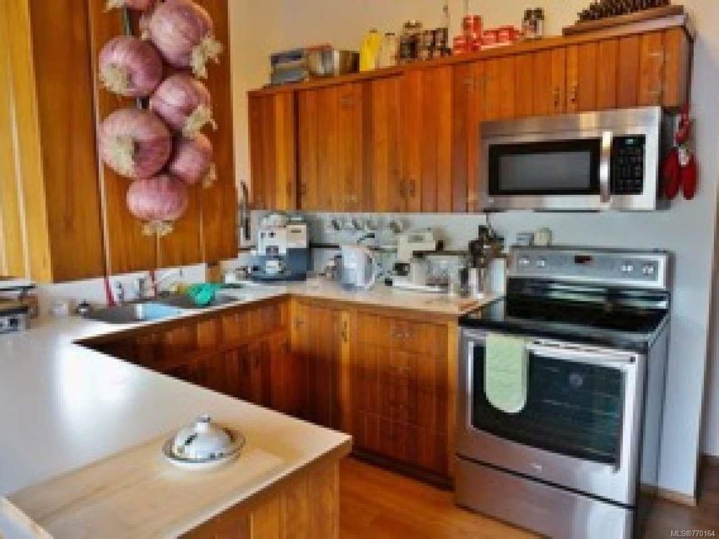 listing image 16043151257384