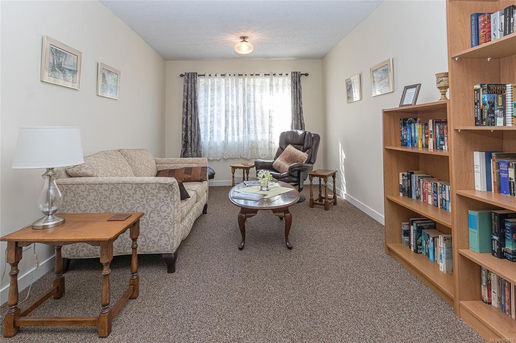 listing image 16040760858755956242
