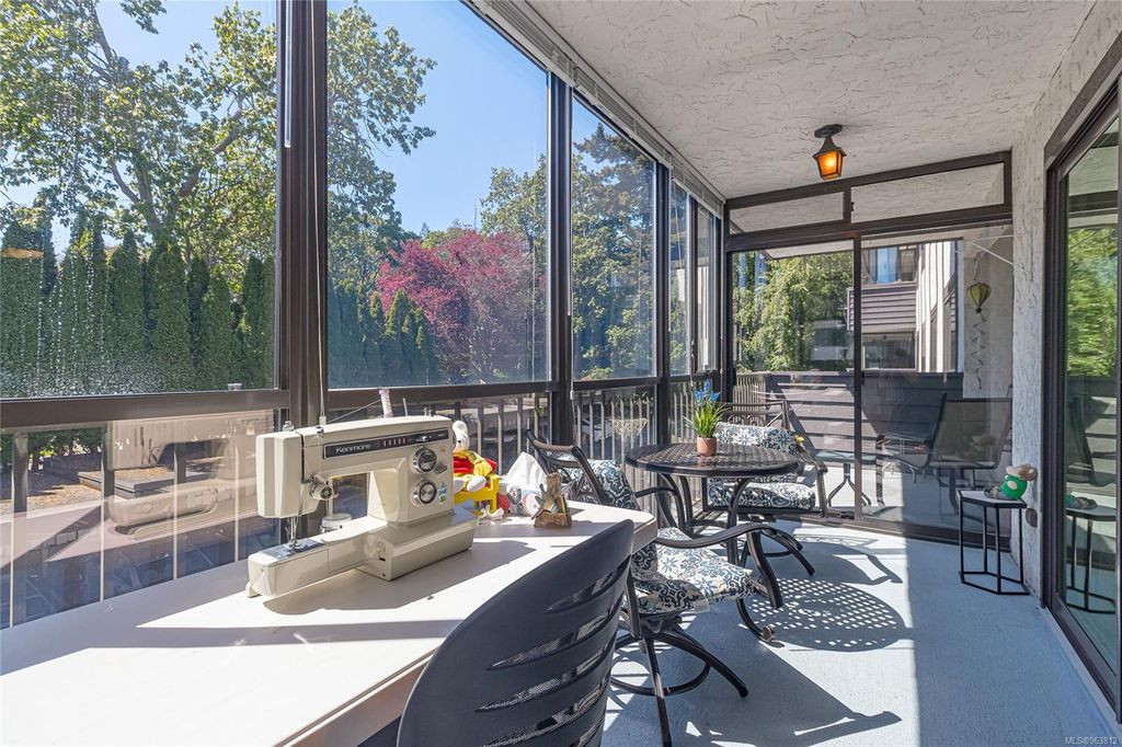 listing image 16042229944069353103