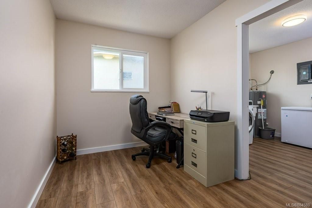 listing image 16046705669916475242