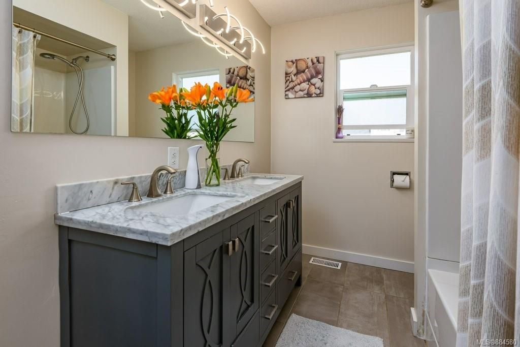 listing image 16047789914958988805