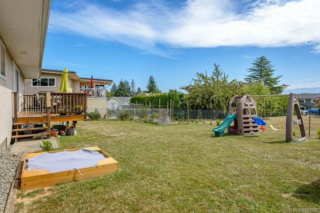 listing image 16049691768149390255