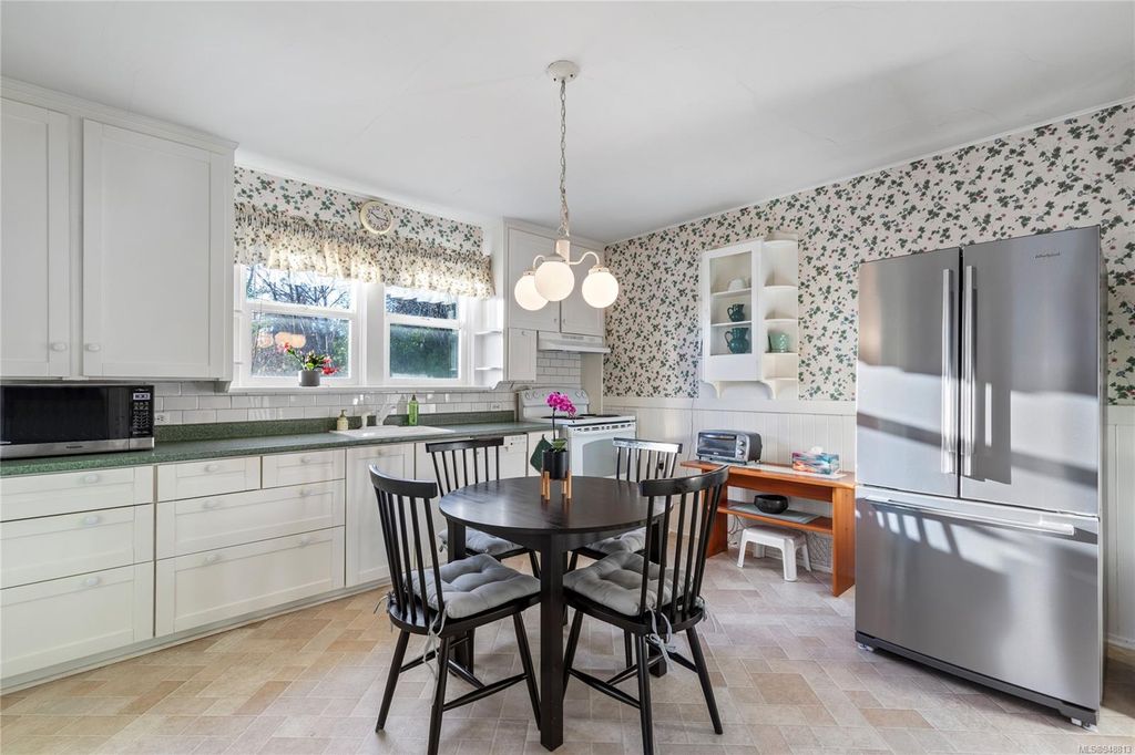 listing image 16041206916089285458